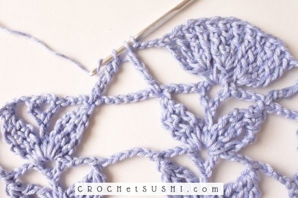Passo-a-passo: Barrado de 3 pétalas em crochê - Crochet step by step